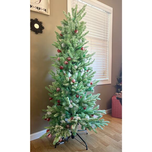 National Tree Company Christmas Tree with Easy Set Up Hinged Branches, 6ft x 34” - Picture 8 of 8